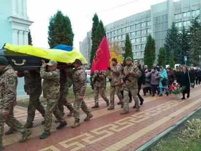 У Сумах попрощалися із двома захисниками