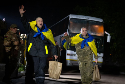 Україна звільнила з полону 95 захисників. Додому повернулися ті, кого росія незаконно «засудила»