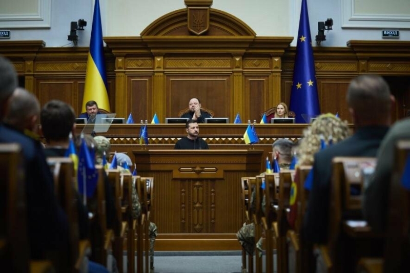 Зеленський  презентував у Верховній Раді план стійкості на 10 пунктів