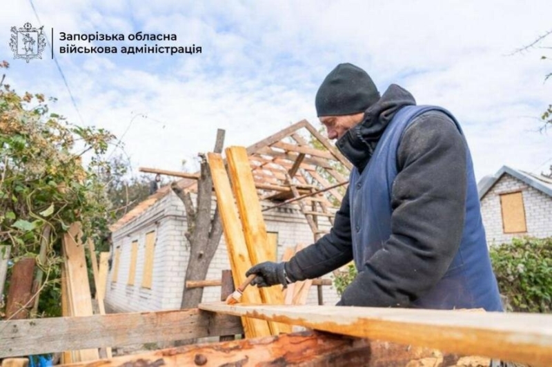 До кінця року у Запоріжжі обіцяють відновити майже 1200 будинків, пошкоджені ворожими авіабомбами