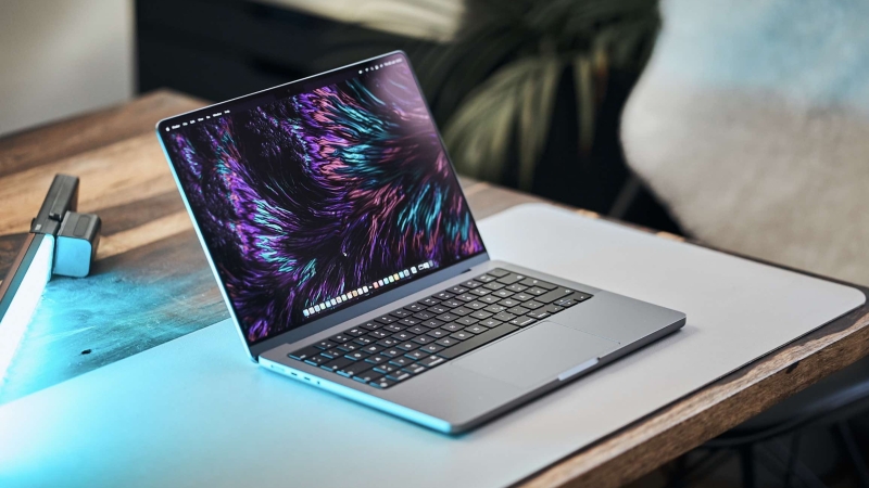 Усі нові MacBook Pro з чіпами M4 отримали оновлені екрани на квантових точках