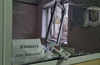 Нічна атака дронів у Дніпровському районі: столична влада показала наслідки