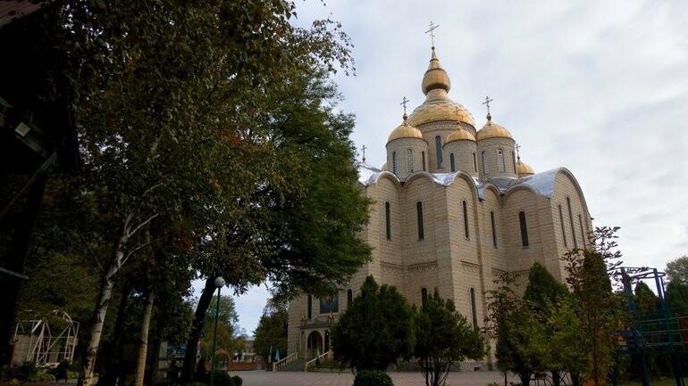 Не перейшли з до ПЦУ п'ять храмів УПЦ МП у Черкасах