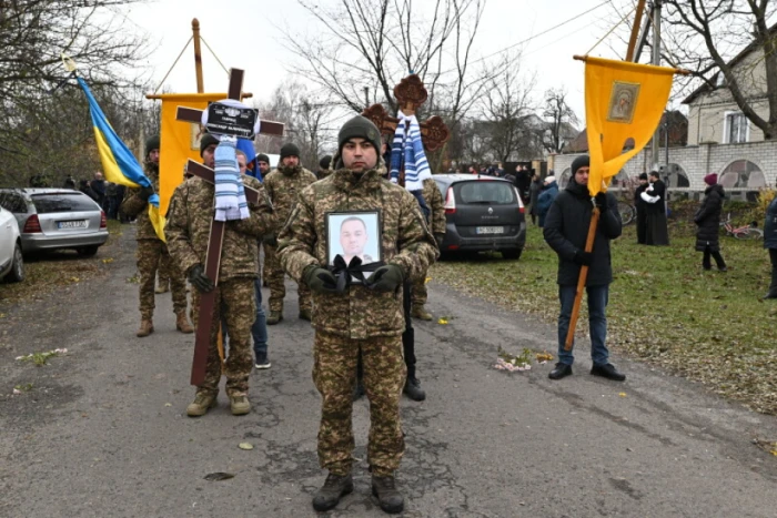 Луцька громада поховала двох своїх захисників