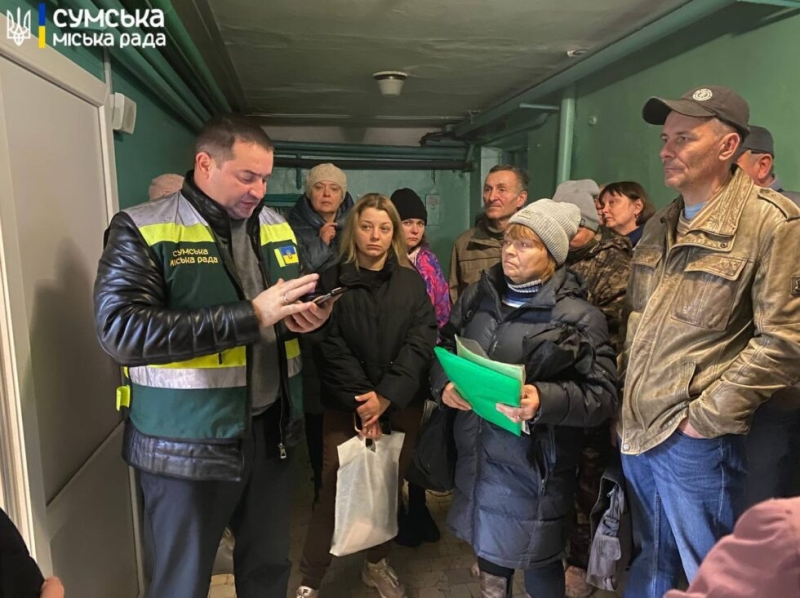 Сьогодні у Сумах продовжили прийом громадян, чиє житло пошкодили російські безпілотники