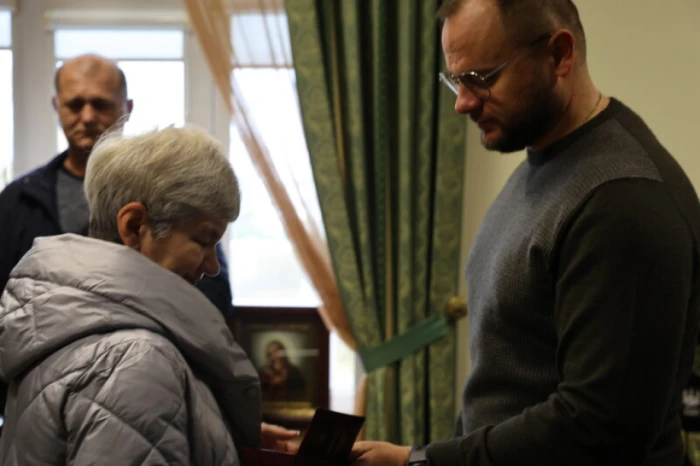 У Луцьку рідні загиблих військових отримали їхні посмертні нагороди