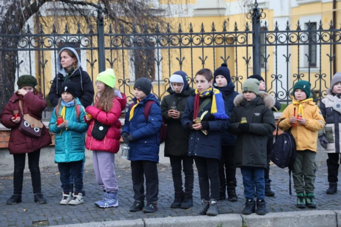 У Луцьку запалили лампадки та відслужили панахиду за жертвами Голодомору