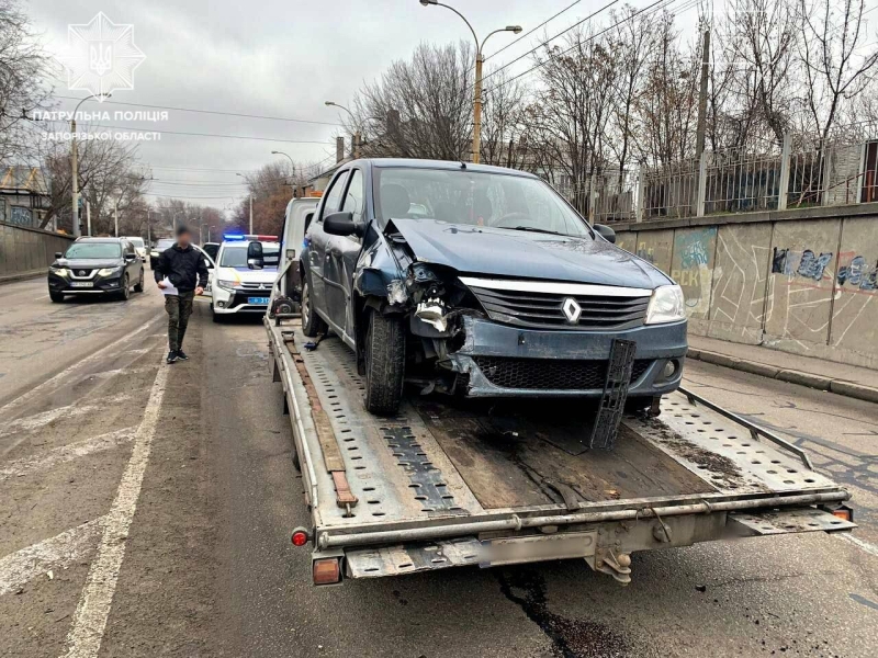 У Запоріжжі п’яний водій наїхав на бетонну споруду