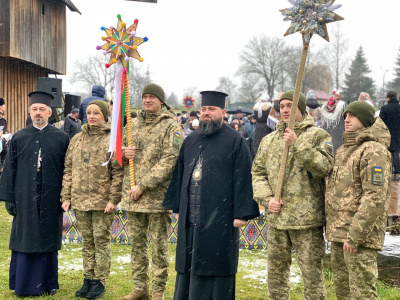 У Чернівцях встановили світовий рекорд з  наймасовішого виконання колядки - фото