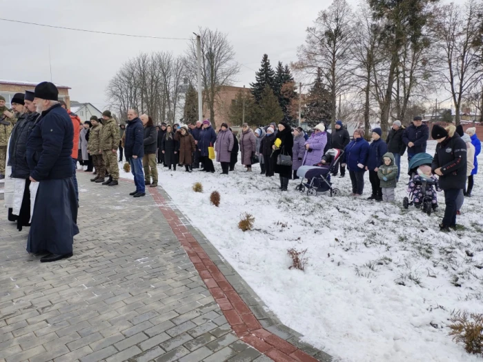 У Луцькому районі поховали лучанина Олега Симоновича, який помер у військовій частині